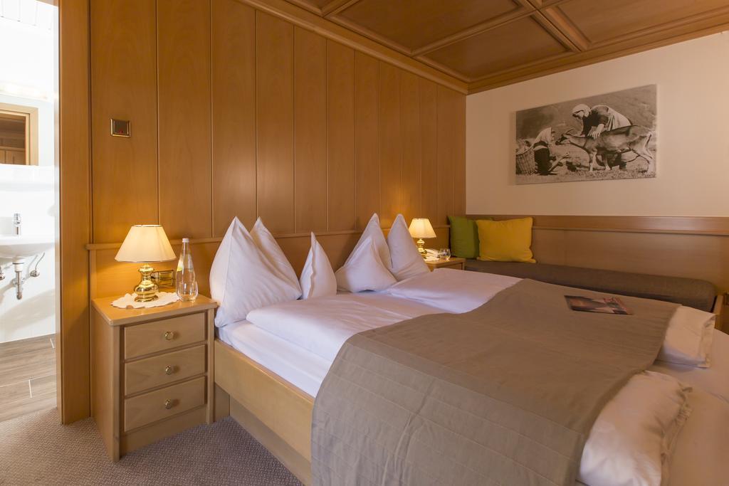 Hotel Burgfrieden กายส์ ภายนอก รูปภาพ