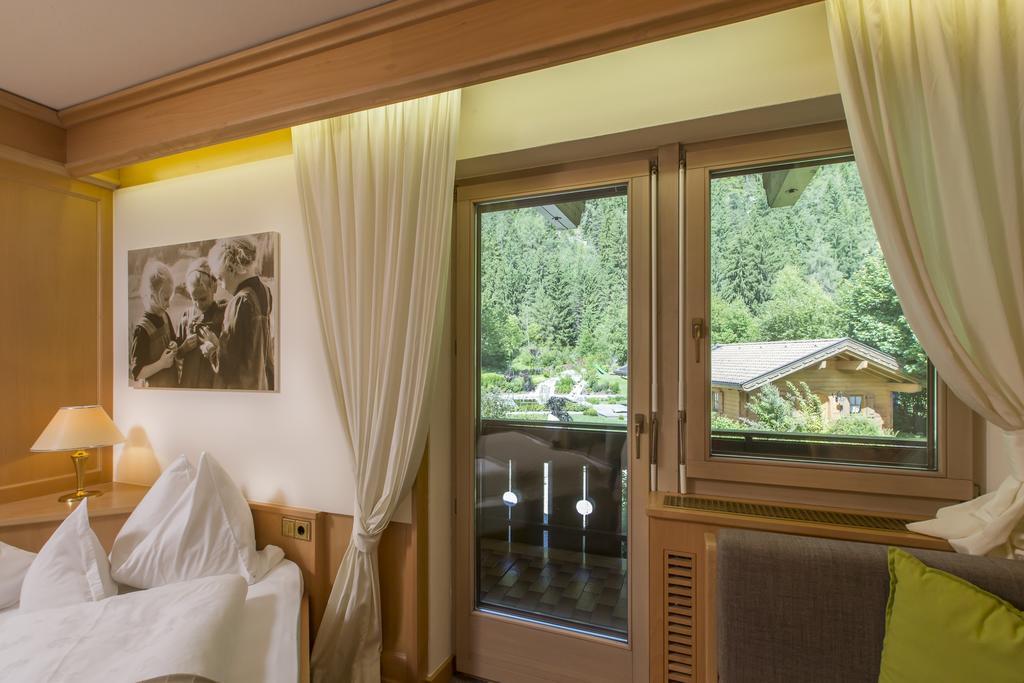 Hotel Burgfrieden กายส์ ภายนอก รูปภาพ