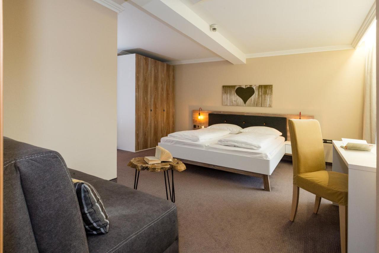 Hotel Burgfrieden กายส์ ภายนอก รูปภาพ